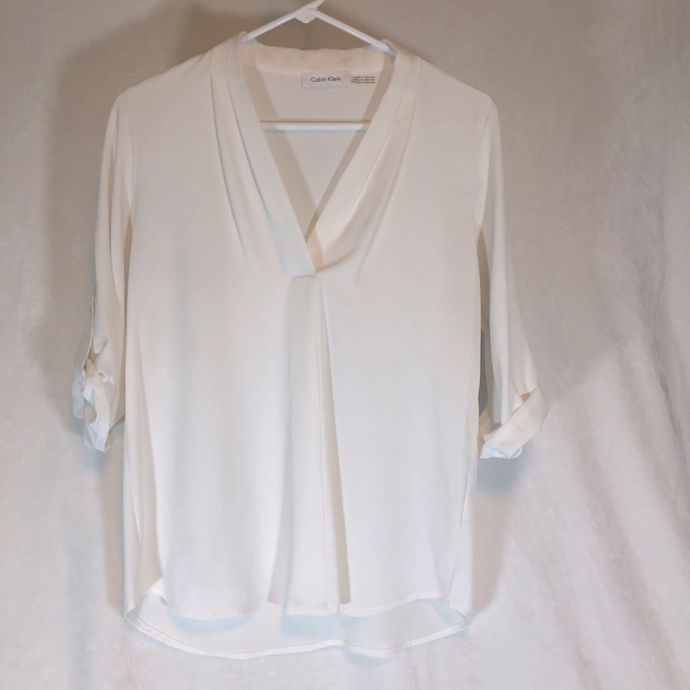 Calvin Klein blouse in white